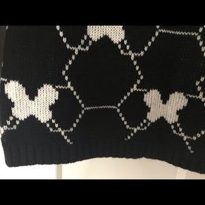 Monochrome Disney Sweatshirt!